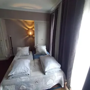  Séjour chez l'habitant Albigny Vue Sur